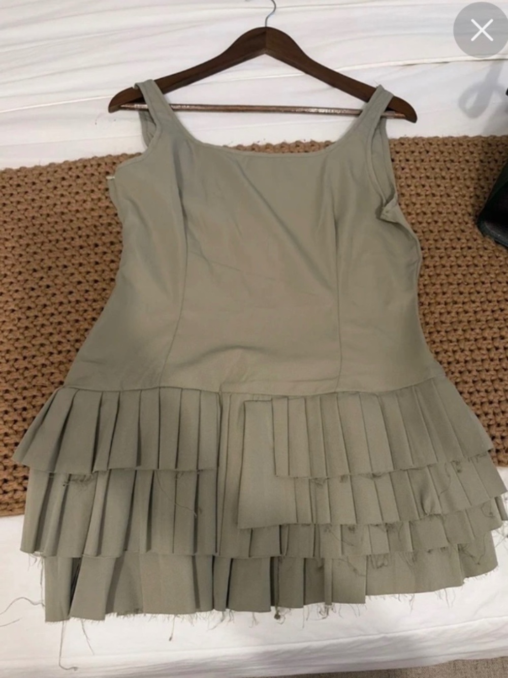 Green mini pleated dress